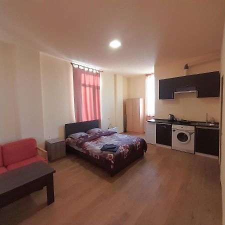 Art Guest House In Kaskad Erivan Dış mekan fotoğraf