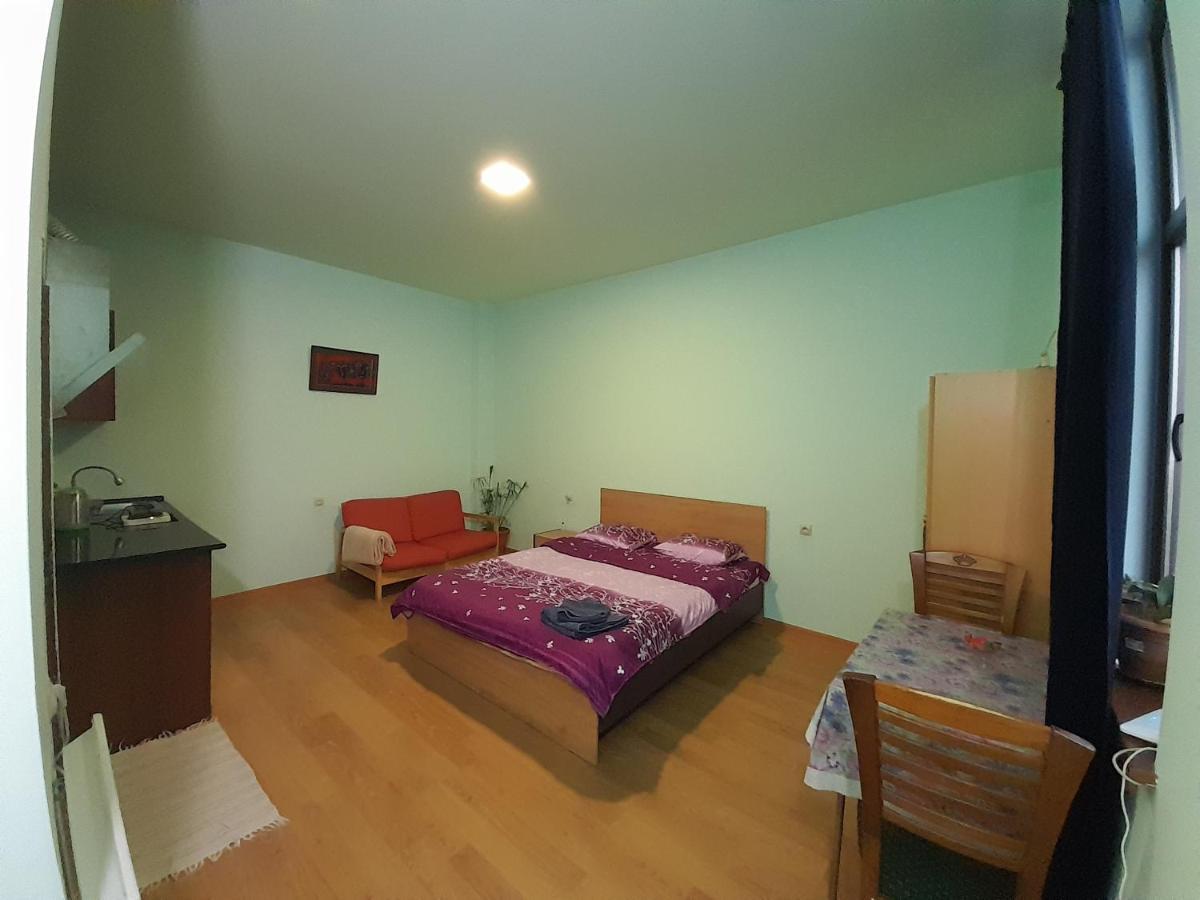 Art Guest House In Kaskad Erivan Dış mekan fotoğraf
