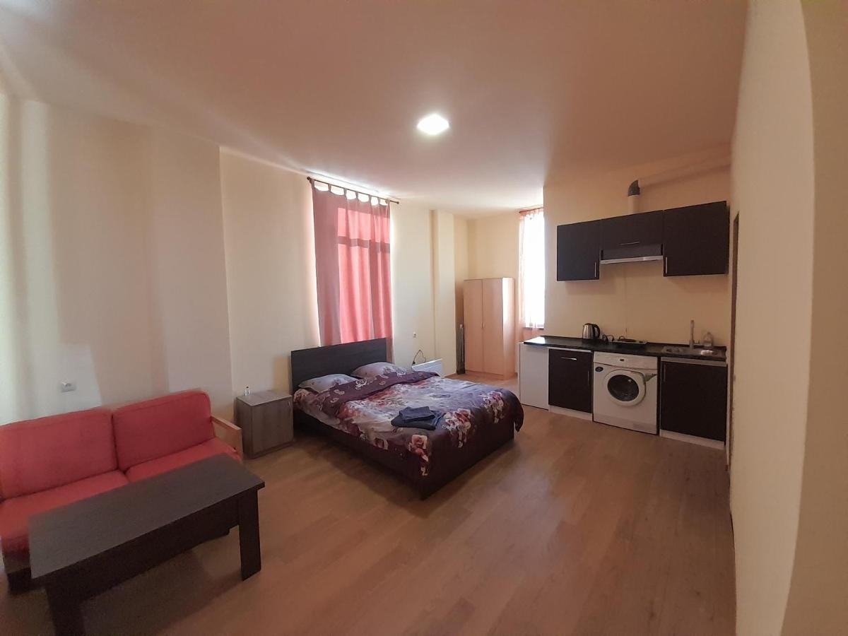 Art Guest House In Kaskad Erivan Dış mekan fotoğraf