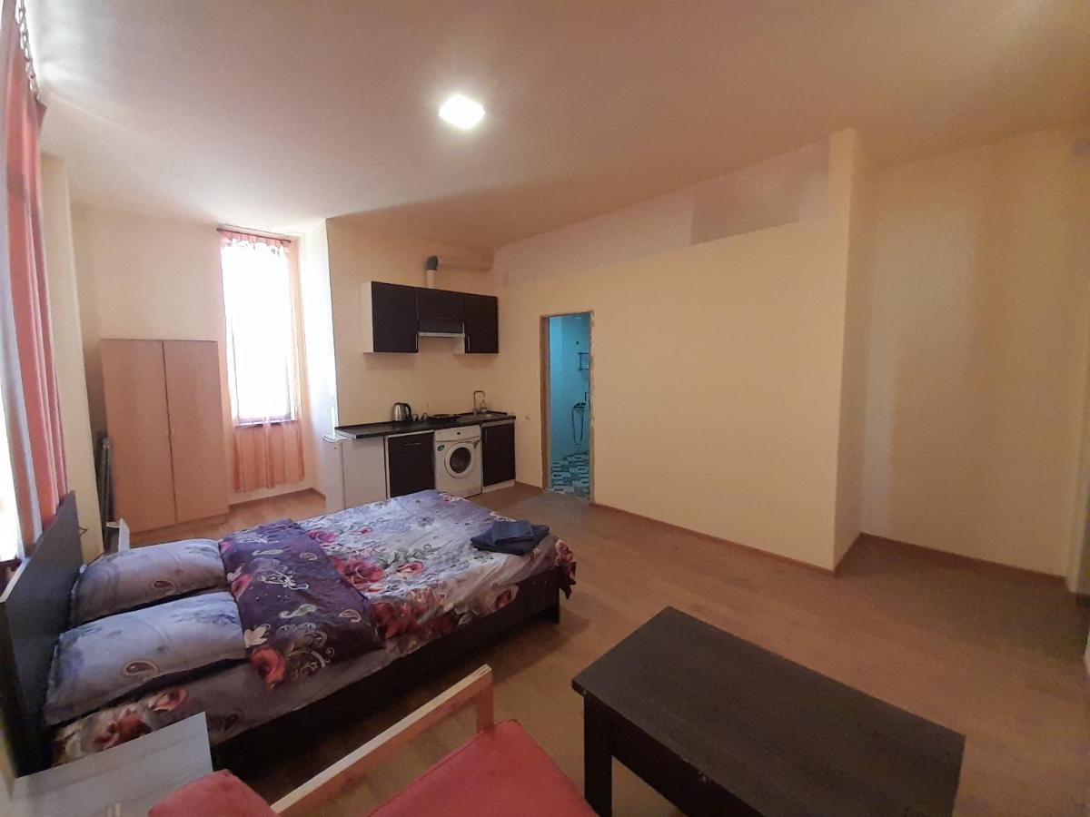 Art Guest House In Kaskad Erivan Dış mekan fotoğraf
