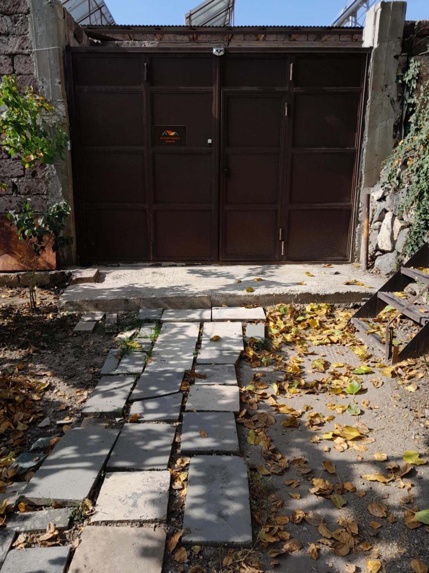 Art Guest House In Kaskad Erivan Dış mekan fotoğraf